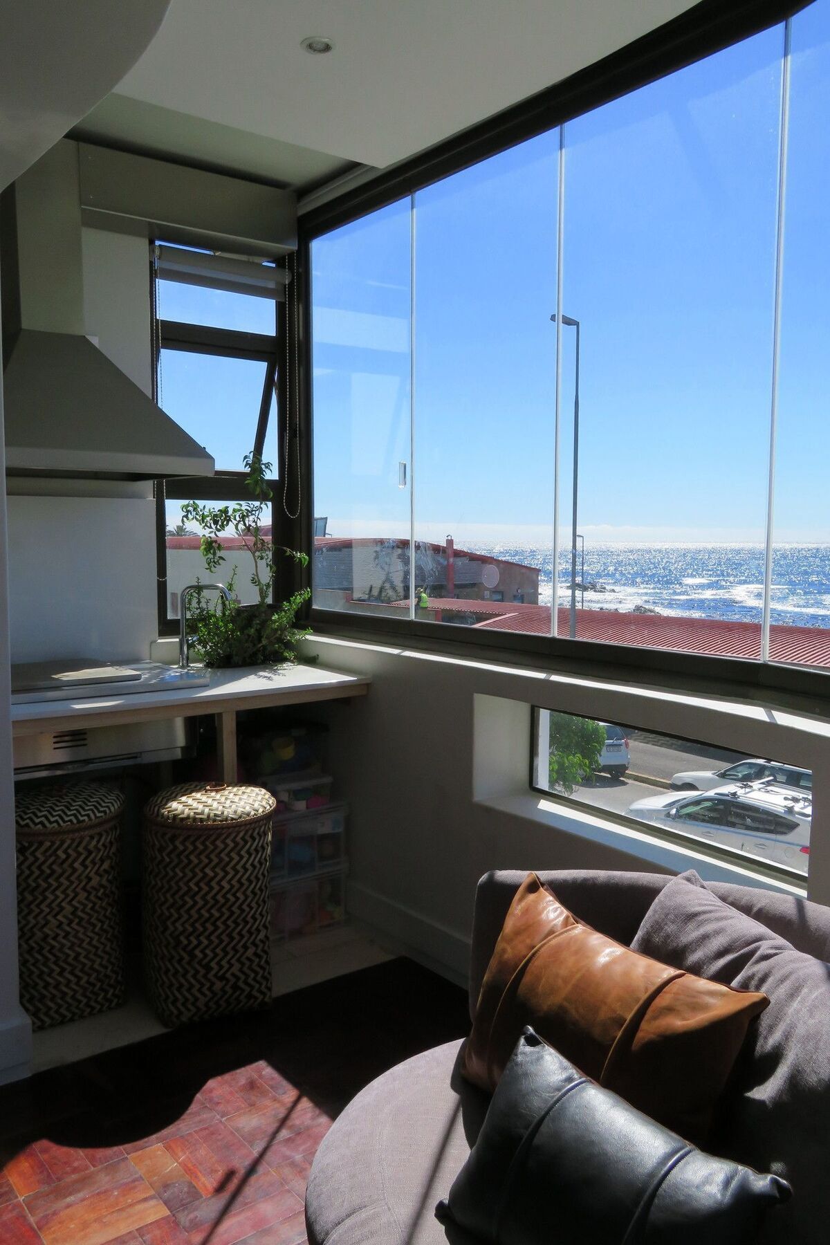 Backup Powered Sea View Apartment On The Promenade Cidade Do Cabo Exterior foto