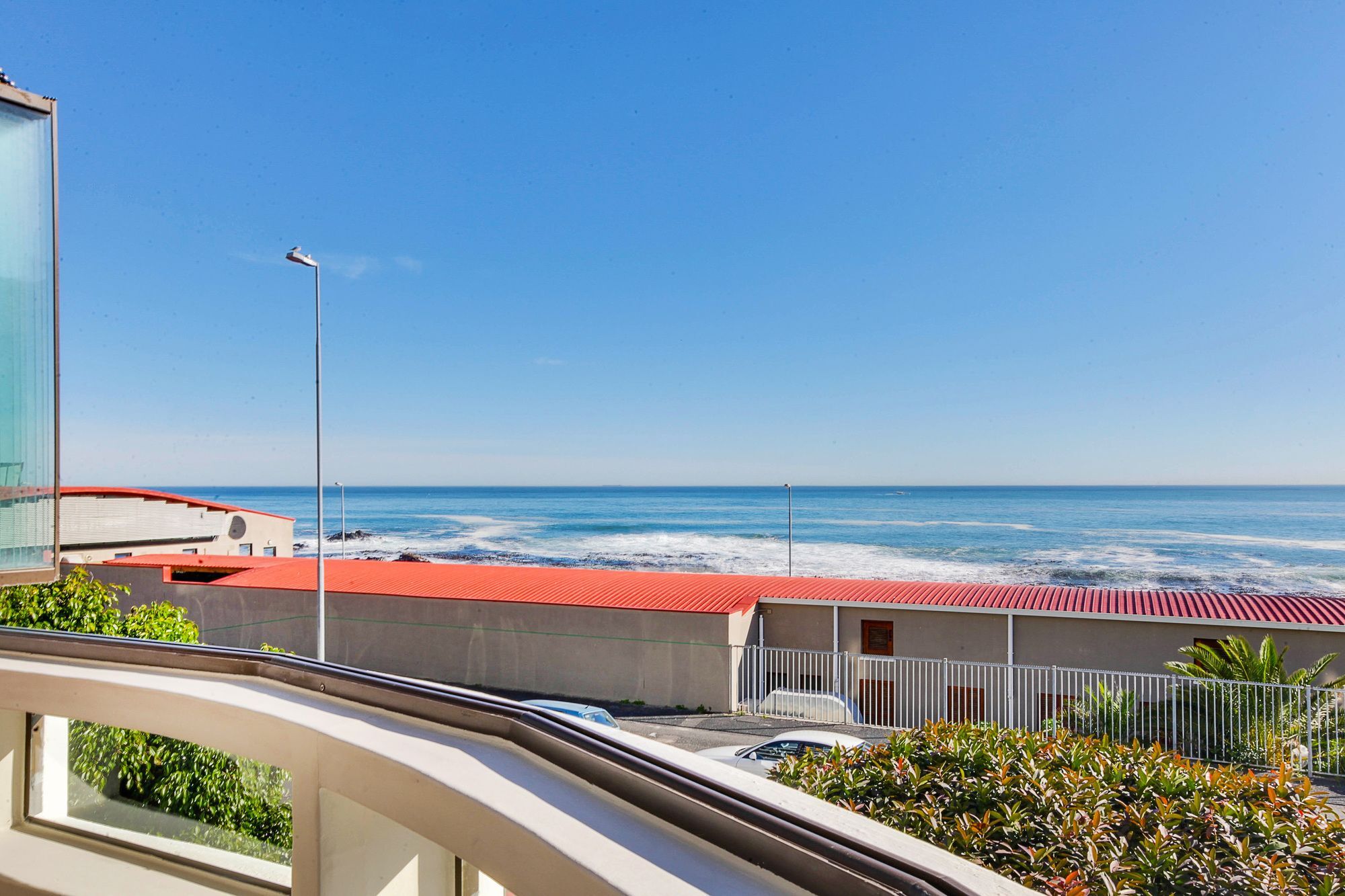 Backup Powered Sea View Apartment On The Promenade Cidade Do Cabo Exterior foto
