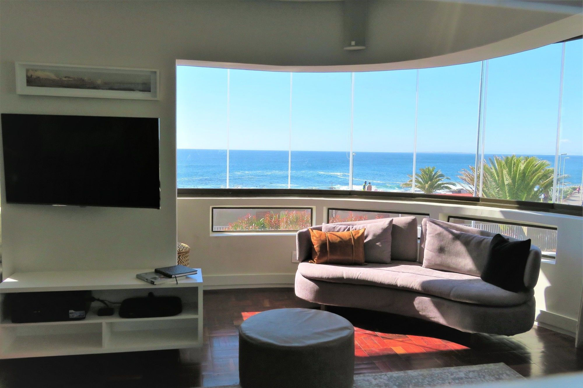 Backup Powered Sea View Apartment On The Promenade Cidade Do Cabo Exterior foto